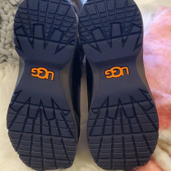 UGG Waterproof Orellen winter boot gray EUC 5.5 - Picture 6 of 14